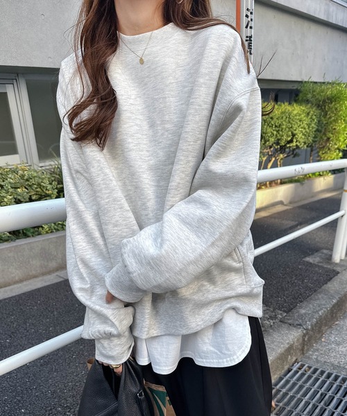 andme（アンドミー）の「【新色追加】裏起毛ボリューム袖スウェットトップス（スウェット・レディース・ブルー/ブラック/ブラウン/オートミール/オレンジ/ライトブラウン/キナリ/ブルー系その他/スミクロ/ネイビー/イエロー系/ピンク/コーラルピンク/杢グレー・FREE）」の22枚目の写真