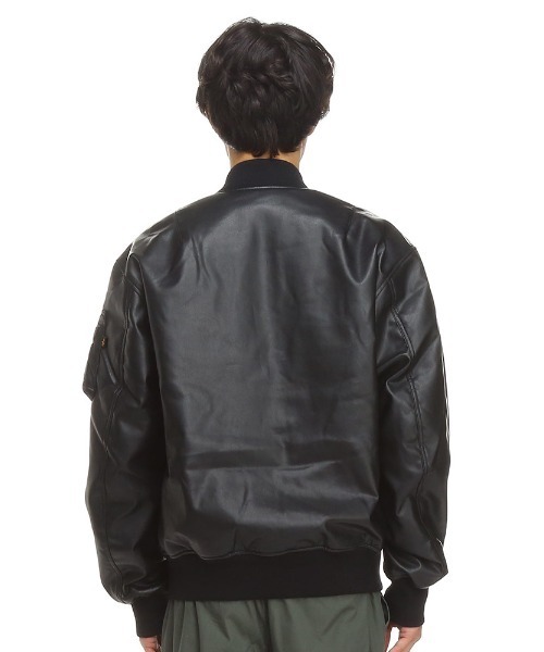 Alpha Industries（アルファインダストリーズ）の「フェイクレザー MA 