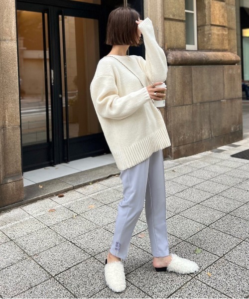 AMELY(エミリー)の「≪ミクエリ×AMELYコラボ≫前後2Wayラウンドニット(ニット/セーター・レディース・ブラック/ブラウン/グレー/ピンク/アイボリー・フリー)」の22枚目の写真