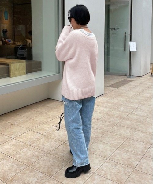 AMELY(エミリー)の「≪ミクエリ×AMELYコラボ≫前後2Wayラウンドニット(ニット/セーター・レディース・ブラック/ブラウン/グレー/ピンク/アイボリー・フリー)」の16枚目の写真