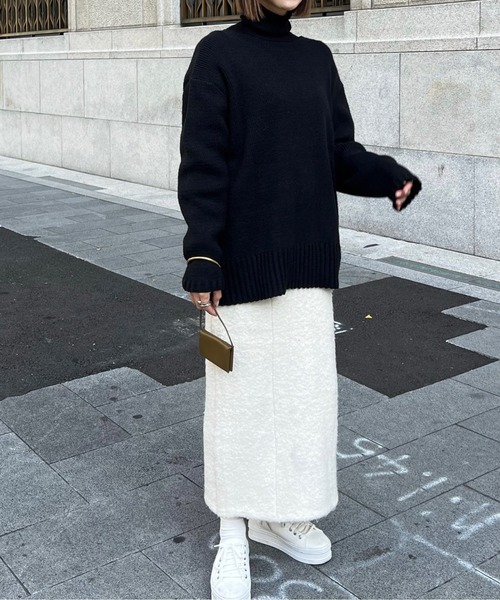 AMELY(エミリー)の「≪ミクエリ×AMELYコラボ≫前後2Wayラウンドニット(ニット/セーター・レディース・ブラック/ブラウン/グレー/ピンク/アイボリー・フリー)」の11枚目の写真