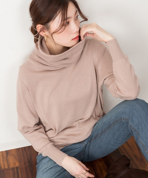 atONE(アットワン)の「atONE ゆるっとタートルネックチュニックセーター 5L展開で大きいサイズ・ワイドサイズ対応(ニット/セーター・レディース・グレイッシュベージュ/ブラック/杢グレー・M-L/4L~5L/LL~3L)」の1枚目の写真