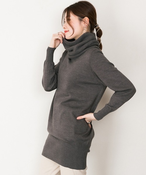 atONE(アットワン)の「atONE ゆるっとタートルネックチュニックセーター 5L展開で大きいサイズ・ワイドサイズ対応(ニット/セーター・レディース・グレイッシュベージュ/ブラック/杢グレー・M-L/4L~5L/LL~3L)」の11枚目の写真