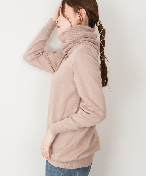 atONE(アットワン)の「atONE ゆるっとタートルネックチュニックセーター 5L展開で大きいサイズ・ワイドサイズ対応(ニット/セーター・レディース・グレイッシュベージュ/ブラック/杢グレー・M-L/4L~5L/LL~3L)」の17枚目の写真