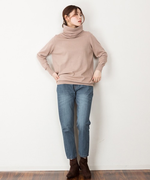 atONE(アットワン)の「atONE ゆるっとタートルネックチュニックセーター 5L展開で大きいサイズ・ワイドサイズ対応(ニット/セーター・レディース・グレイッシュベージュ/ブラック/杢グレー・M-L/4L~5L/LL~3L)」の19枚目の写真