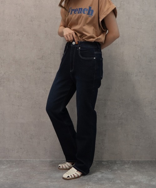 SELECT LEVERY(セレクトリベリー)の「柔らかレーヨンストレッチストレートデニムパンツ(デニムパンツ・レディース・ネイビー/ワンウォッシュ/ブルー・SMALL/X-LARGE/MEDIUM/LARGE)」の1枚目の写真