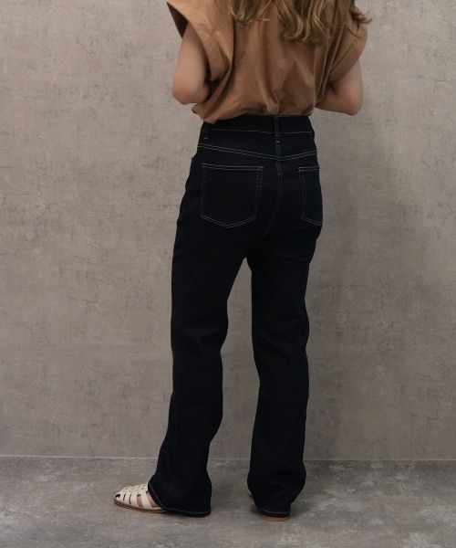 SELECT LEVERY(セレクトリベリー)の「柔らかレーヨンストレッチストレートデニムパンツ(デニムパンツ・レディース・ネイビー/ワンウォッシュ/ブルー・SMALL/X-LARGE/MEDIUM/LARGE)」の11枚目の写真