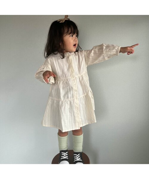 BREEZE（ブリーズ）の「ティアードシャツワンピ（ワンピース・キッズ・ブルー/ピンク/オフホワイト・80/120/100/130/140/110/90）」の10枚目の写真