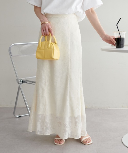 DISCOAT（ディスコート）の「生地ジャガードマーメイドスカート（スカート・レディース・ブラック/アイボリー・FREE）」の3枚目の写真