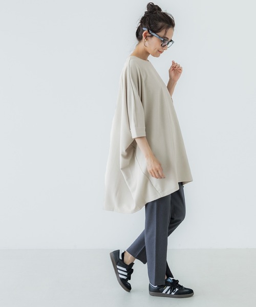 セール】エンボス加工ビッグシルエットトップス（Tシャツ