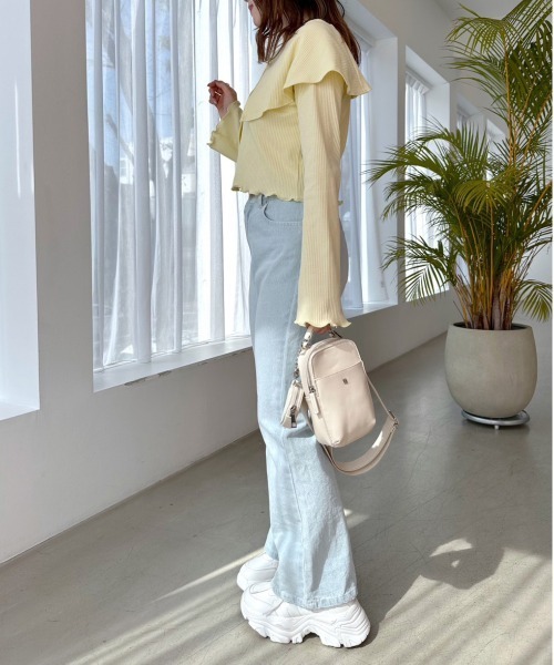 OLIVE des OLIVE(オリーブデオリーブ)の「ビッグカラーカーディガン(Tシャツ/カットソー・レディース・ブラック/イエロー/オフホワイト/サックスブルー・FREE)」の8枚目の写真