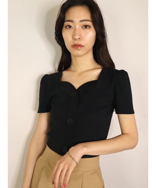 EMODA(エモダ)の「フロントボタンショートリブトップ(Tシャツ/カットソー・レディース・ホワイト/ブラック/ブルー・FREE)」の11枚目の写真