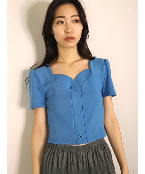 EMODA(エモダ)の「フロントボタンショートリブトップ(Tシャツ/カットソー・レディース・ホワイト/ブラック/ブルー・FREE)」の14枚目の写真