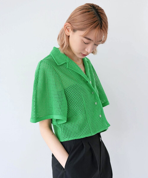 SLOBE citron.（スローブシトロン）の「SLOBE citron.カーブショートスリーブクロップドシャツ（シャツ/ブラウス・レディース・グリーン/ブラック・FREE）」の19枚目の写真
