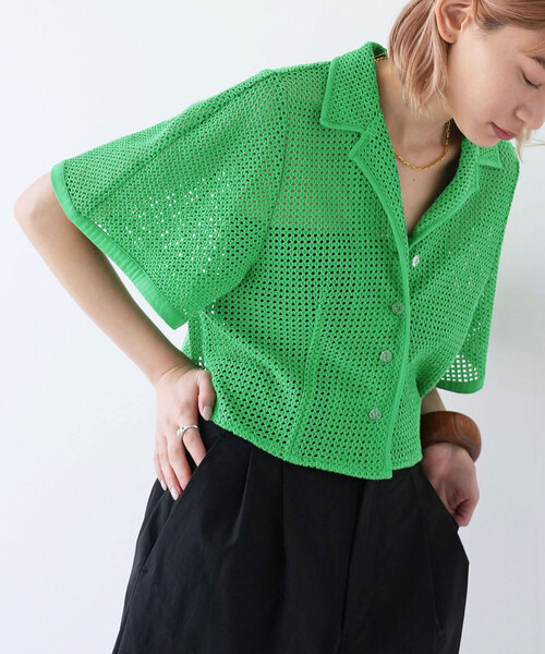 SLOBE citron.（スローブシトロン）の「SLOBE citron.カーブショートスリーブクロップドシャツ（シャツ/ブラウス・レディース・グリーン/ブラック・FREE）」の20枚目の写真