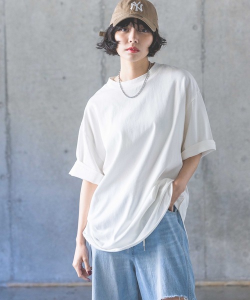 PAGEBOY（ページボーイ）の「WEB限定アイテム / BIGシルエットTシャツ（Tシャツ/カットソー・レディース・ブラック/ターコイズブルー/パープル/オフホワイト/グレイッシュベージュ/ホワイト系その他・FREE）」の8枚目の写真