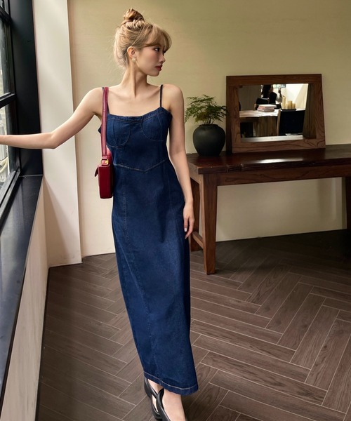 Vipoa（ヴィポア）の「デニムコンパクトキャミワンピース（ワンピース・レディース・ブルー・FREE）」の5枚目の写真
