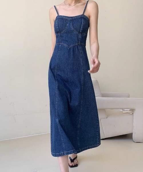 Vipoa（ヴィポア）の「デニムコンパクトキャミワンピース（ワンピース・レディース・ブルー・FREE）」の12枚目の写真
