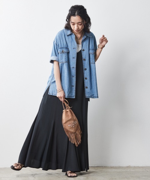 CHIC STYLE（シックスタイル）の「＜大きいサイズ＞裾フレアキャミソールマキシワンピース シックスタイル（ワンピース・レディース・ブラック/キャメル・L/LL/3L/4L/5L）」の19枚目の写真