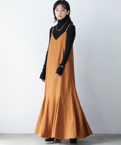 CHIC STYLE（シックスタイル）の「＜大きいサイズ＞裾フレアキャミソールマキシワンピース シックスタイル（ワンピース・レディース・ブラック/キャメル・L/LL/3L/4L/5L）」の11枚目の写真