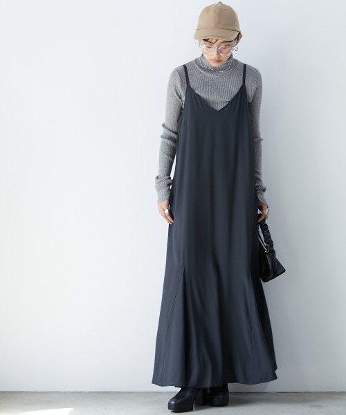 CHIC STYLE（シックスタイル）の「＜大きいサイズ＞裾フレアキャミソールマキシワンピース シックスタイル（ワンピース・レディース・ブラック/キャメル・L/LL/3L/4L/5L）」の10枚目の写真