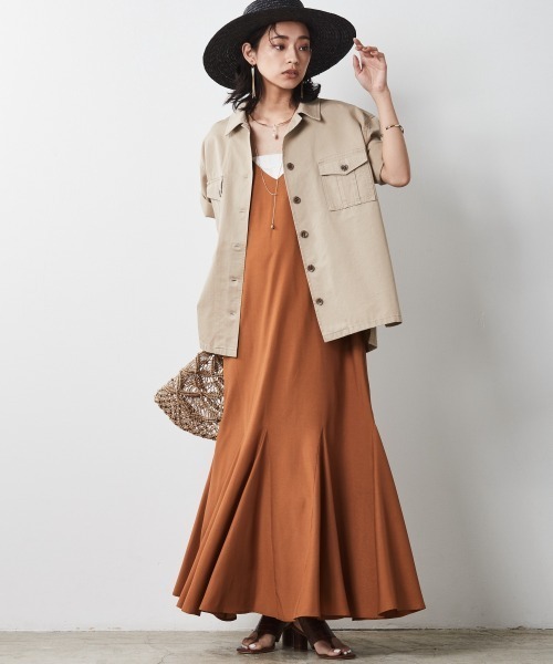 CHIC STYLE（シックスタイル）の「＜大きいサイズ＞裾フレアキャミソールマキシワンピース シックスタイル（ワンピース・レディース・ブラック/キャメル・L/LL/3L/4L/5L）」の15枚目の写真