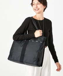 LeSportsac（レスポートサック）の「ESSENTIAL CARRYALL ブラックC（トートバッグ・キッズ）」
