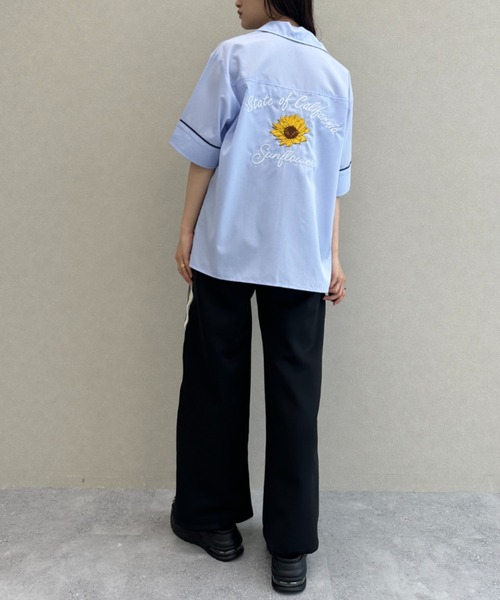 FOREVER 21（フォーエバー トゥエンティーワン）の「サイドラインジャージパンツ（その他パンツ・レディース・ブラック/レッド/イエロー/ブルー・SMALL/MEDIUM/LARGE）」の6枚目の写真