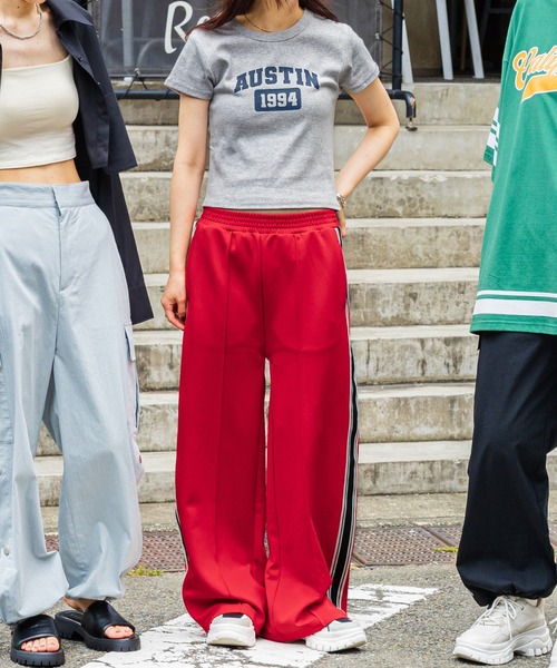 FOREVER 21（フォーエバー トゥエンティーワン）の「サイドライン