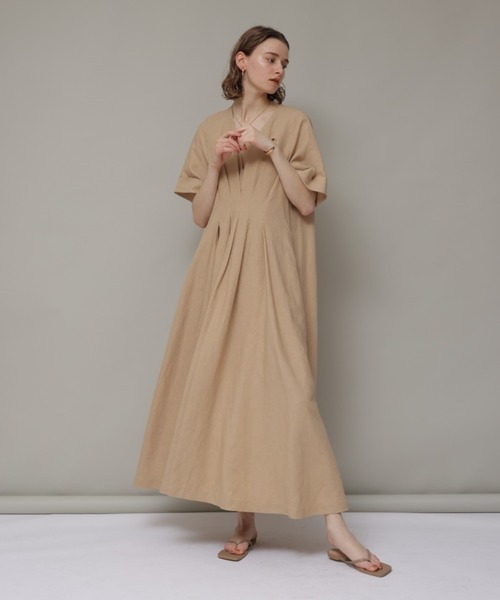 CADUNE（カデュネ）の「深VAラインワンピース（ワンピース）」 - WEAR