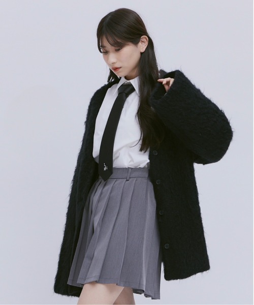 17HR（セブンティーンアワーズ）の「モヘアライクVネックニットカーディガン（カーディガン/ボレロ・レディース・ブラック/オフホワイト/ブルー・FREE）」の7枚目の写真