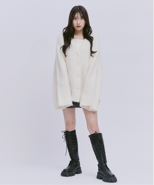 17HR（セブンティーンアワーズ）の「モヘアライクVネックニットカーディガン（カーディガン/ボレロ・レディース・ブラック/オフホワイト/ブルー・FREE）」の20枚目の写真