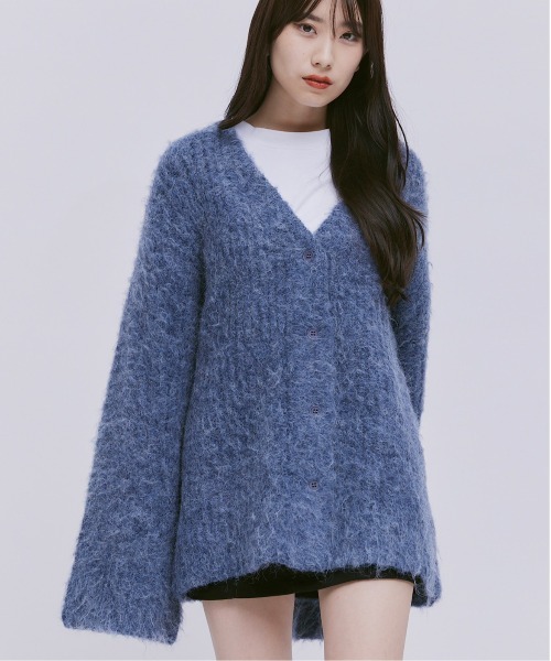 17HR（セブンティーンアワーズ）の「モヘアライクVネックニットカーディガン（カーディガン/ボレロ・レディース・ブラック/オフホワイト/ブルー・FREE）」の12枚目の写真