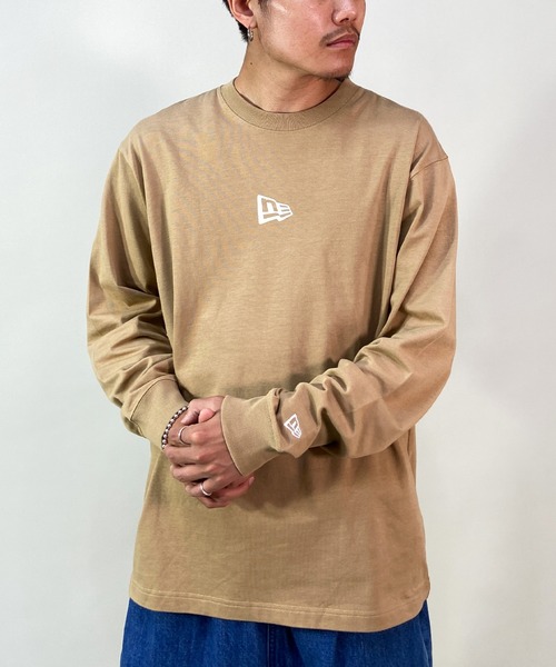 NEW ERA(ニューエラ)の「NEW ERA/ニューエラ ロンT ワンポイント クルーネック 13755425/13755426/13755427/13755428(Tシャツ/カットソー・メンズ・ベージュ/ホワイト/ブラック/グリーン・XL/L/XXL/M)」の3枚目の写真