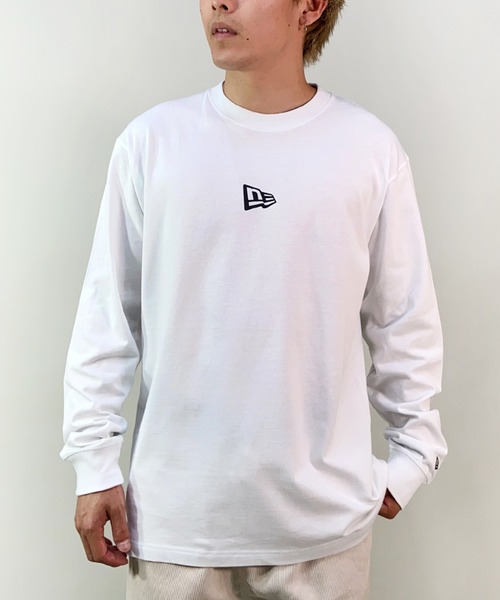 NEW ERA(ニューエラ)の「NEW ERA/ニューエラ ロンT ワンポイント クルーネック 13755425/13755426/13755427/13755428(Tシャツ/カットソー・メンズ・ベージュ/ホワイト/ブラック/グリーン・XL/L/XXL/M)」の1枚目の写真