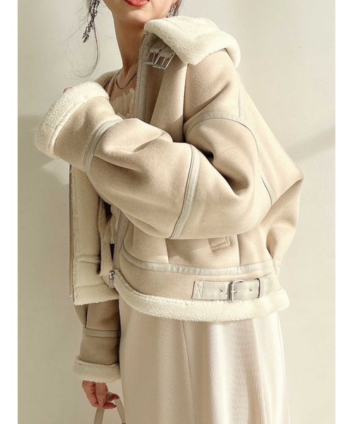 dazzlin(ダズリン)の「ボアコンパクトショートブルゾン(ブルゾン・レディース・ブラック/オフホワイト/アイボリー・FREE)」の22枚目の写真