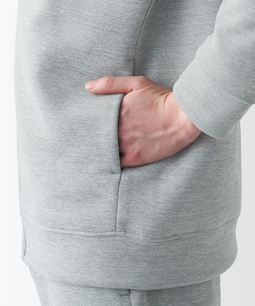 無印良品（ムジルシリョウヒン）の「〔MUJI WALKER〕ＵＶカット乾きやすいスウェットフルジップパーカ（パーカー・レディース・ネイビー/グレー系1/ブラック/アイボリー・L/XL/S/M/XS/XXL）」の10枚目の写真