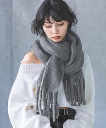 PAGEBOY | 〈すとぷり 莉犬くん着用〉フリンジストール(マフラー)