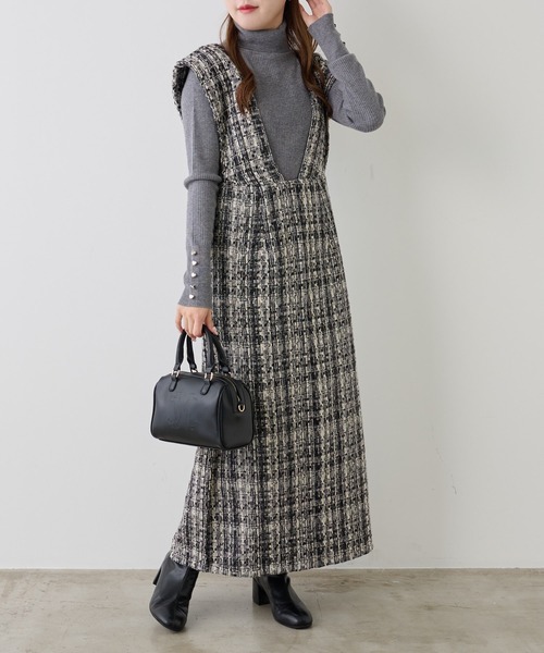 one after another NICE CLAUP（ワンアフターアナザーナイスクラップ）の「【WEB限定商品】ツイードジャンパースカート（ジャンパースカート・レディース・グレー系その他/レッド系その他/ブラック系その他・MEDIUM）」の4枚目の写真