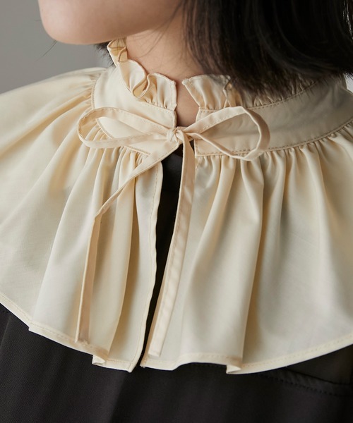 BONLECILL noir（ボンルシールノワール）の「【BONLECILL noir】フリルリボンクロップドボレロ（カーディガン/ボレロ・レディース・ブラック/アイボリー・FREE）」の20枚目の写真