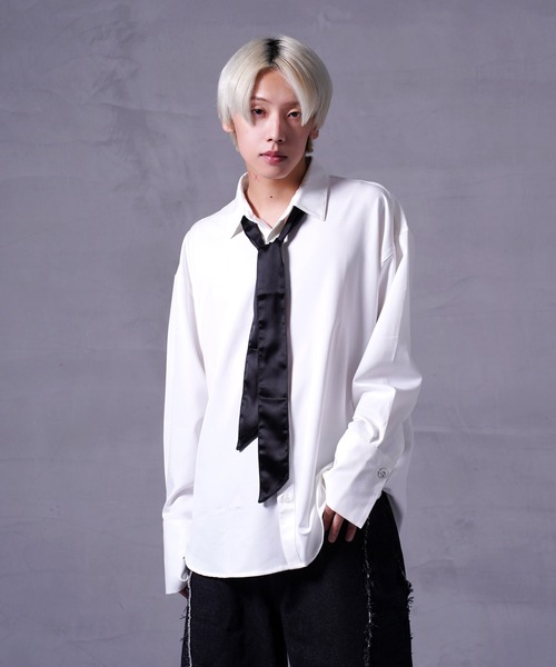 G.O.C（ジーオーシー）の「ロング カフス 2WAY ボウタイ シャツ（シャツ/ブラウス・メンズ・ホワイト/ブラック・MEDIUM/LARGE）」の2枚目の写真