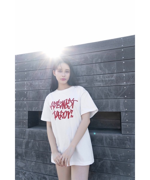 KOBMAST IVAROV(コブマストアイバロブ)の「【KOBMAST IVAROV 】Tシャツ - 描き下ろしリルーシュ(Tシャツ/カットソー・レディース・ホワイト×ピンク・LARGE/X-LARGE/MEDIUM)」の8枚目の写真