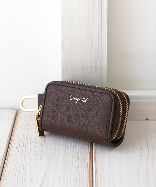 Ungrid（アングリッド）の「【Ungrid/アングリッド】 パイピング WZIP スマートキーケース（キーケース/キーアクセサリー・レディース・オレンジ/グレイッシュベージュ/ライトピンク/ターコイズブルー/ベージュ系その他/ライトグレー/ライトグリーン/ダークブラウン/イエロー/ブラック/ブラウン/ラベンダー/シルバー/アイボリー/オリーブ・FREE）」の4枚目の写真