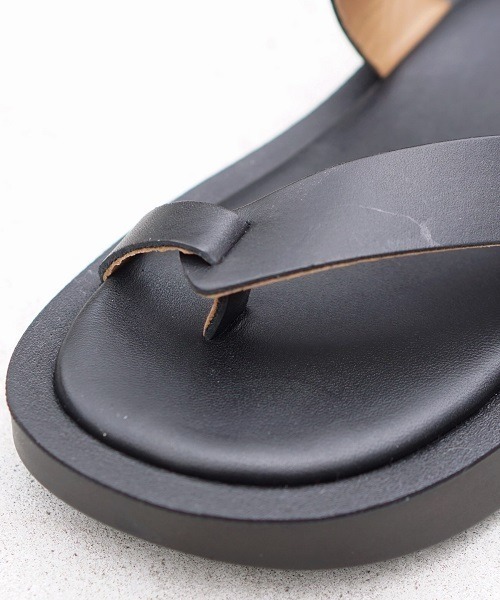 C.E.L.STORE（セルストア）の「CAMINANDO / カミナンド DIAGONAL BAND PLATFORM SANDAL バンドプラットフォームサンダル（サンダル・レディース・ブラック・6）」の6枚目の写真