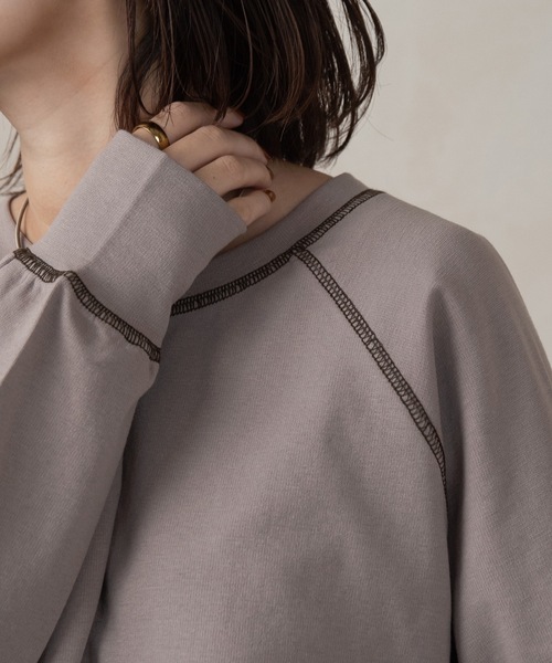 Amiur(エミレ)の「raglan stitch cut T / ラグランステッチカットT(Tシャツ/カットソー・レディース・ブラック/グレー/モカ・FREE)」の5枚目の写真
