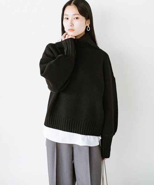 haco!(ハコ)の「女らしさは包んで魅せる スリットタートルネックニット(ニット/セーター・レディース・レッド/アイボリー/ブラック・MEDIUM/X-LARGE/LARGE/SMALL)」の10枚目の写真