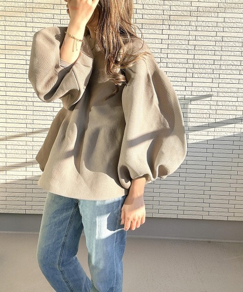 Lajour（ラジュール）の「日本製ペプラムプルオーバー（Tシャツ/カットソー・レディース・モカ/ブラック/ホワイト/ネイビー・フリー）」の20枚目の写真