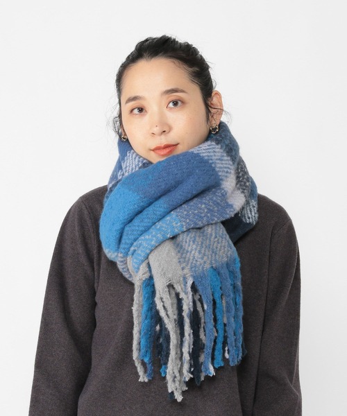 studio CLIP（スタディオクリップ）の「【静電気軽減】チェックストール（ストール/ショール・レディース・レッド/ブルー/その他2/ブラウン/ブラック/その他1・FREE）」の4枚目の写真