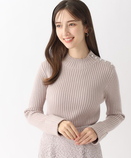 index（インデックス）の「◆≪5color≫ パール調ボタン リブハイネックニット【洗濯機洗い可】（ニット/セーター・レディース・チャコールグレー/ブルー系5/グレー系4/ライトベージュ/オフホワイト・38/36/42/40）」の14枚目の写真