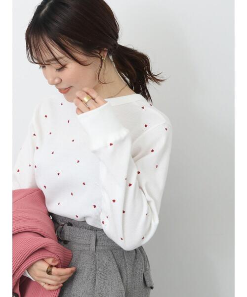 ehka sopo（エヘカソポ）の「ハート柄ワッフルカットソー（Tシャツ/カットソー・レディース・オフホワイト/グレー/キナリ・F）」の2枚目の写真